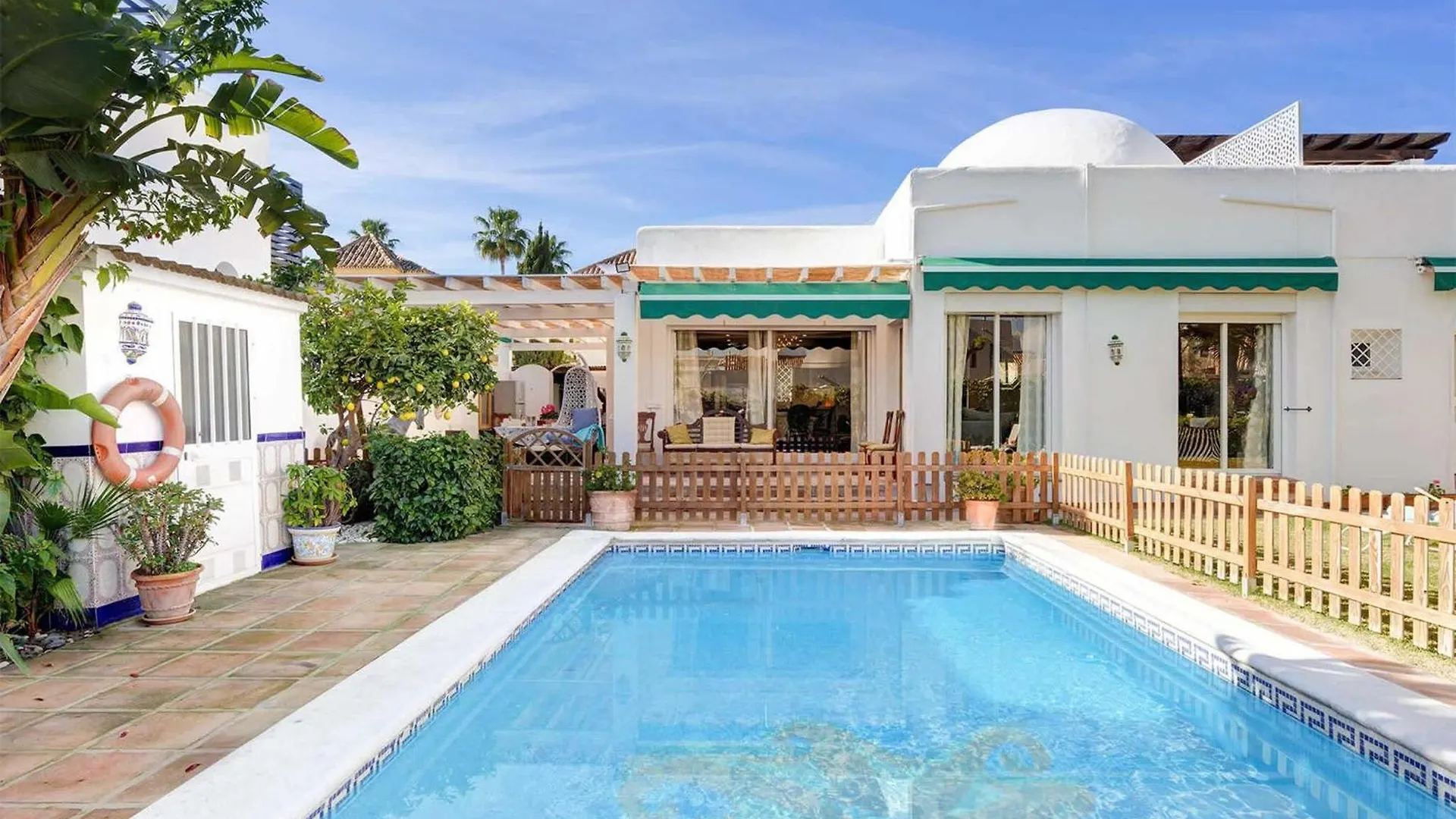3 Bedroom Nice Home In Marbella
